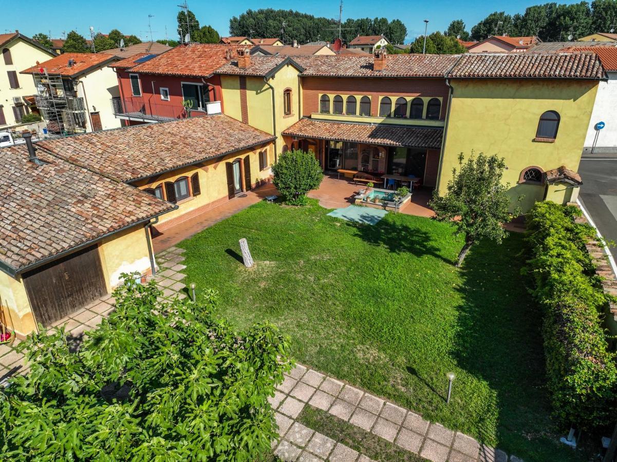 Villa Ambra B&B Siviglia Vermezzo Eksteriør bilde